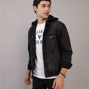 AMERICAN EAGLE AIRPLEX + HOODED DENIM TRUCKER JACKET size M